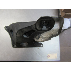 19Z027 Motor Mount Bracket From 2004 Land Rover Range Rover  4.4